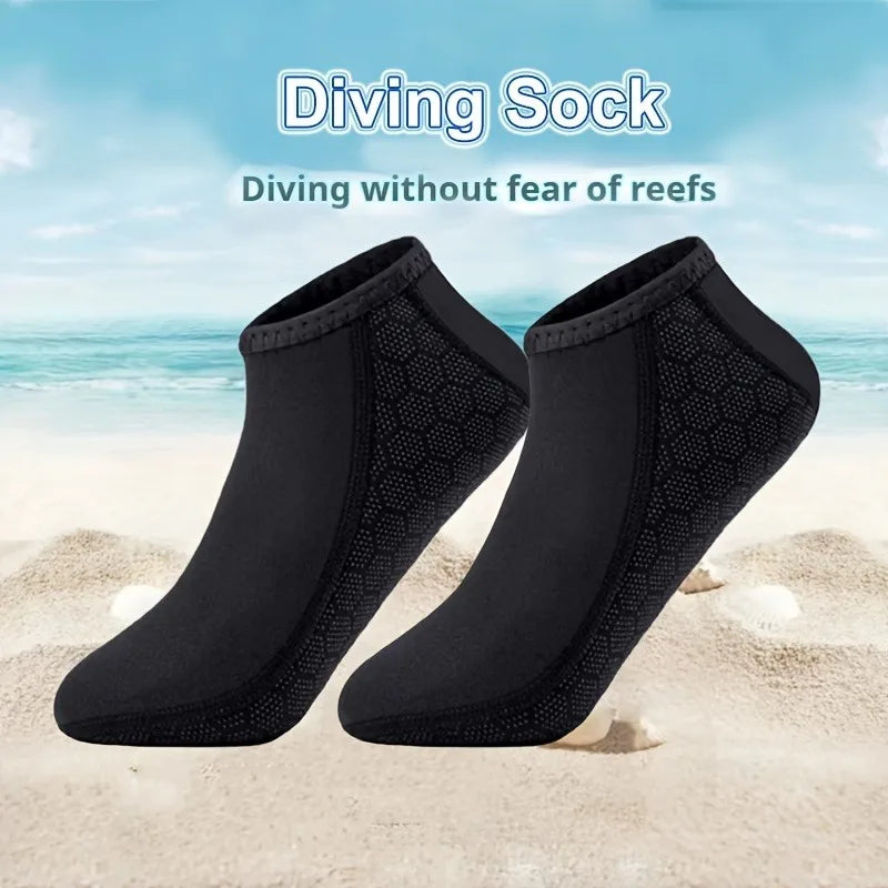 3mm Neoprene Water Socks - Sand Proof Wetsuit Diving Socks for Beach Volleyball, Snorkeling, Swimming & Outdoor Water Sports
