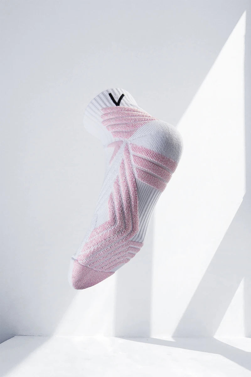 Athletic Performance Socks - Thickened Non-Slip Compression Socks for Basketball, Soccer, Golf & Running (Men & Women)