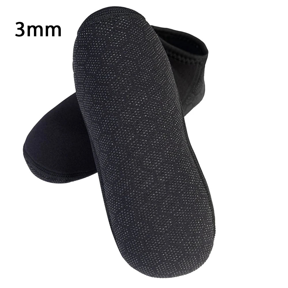 3mm Neoprene Water Socks - Sand Proof Wetsuit Diving Socks for Beach Volleyball, Snorkeling, Swimming & Outdoor Water Sports