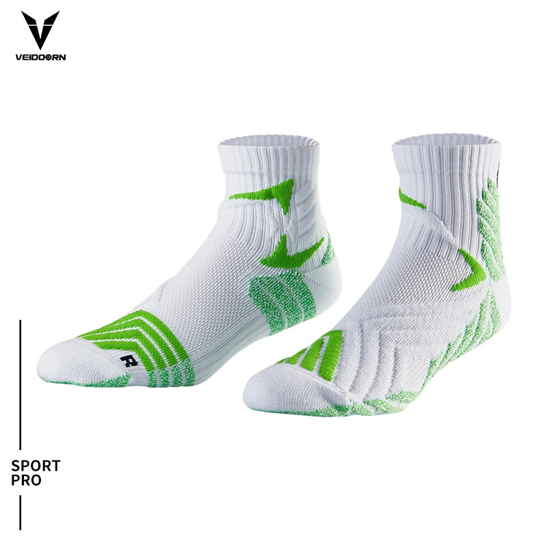 Athletic Performance Socks - Thickened Non-Slip Compression Socks for Basketball, Soccer, Golf & Running (Men & Women)