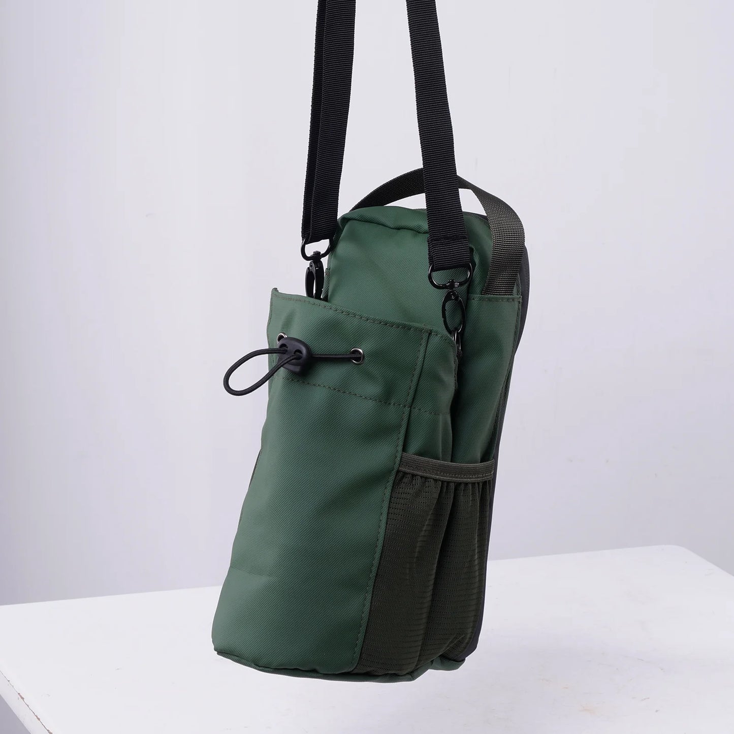 Magnetic Gym Sling Bag Water Bottle & Phone Holder Waterproof Crossbody Bag for Outdoor Sports Travel Fitness Accessories