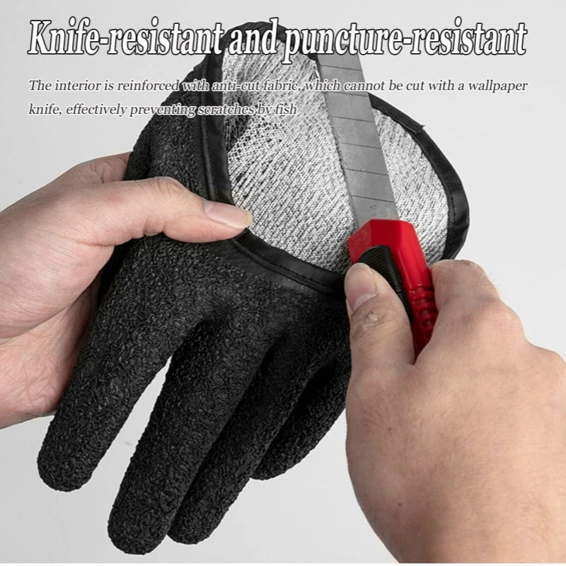 Waterproof Anti-Slip Fishing Gloves with Magnet Release - Puncture & Scrape Protection for Safe Fish Catching
