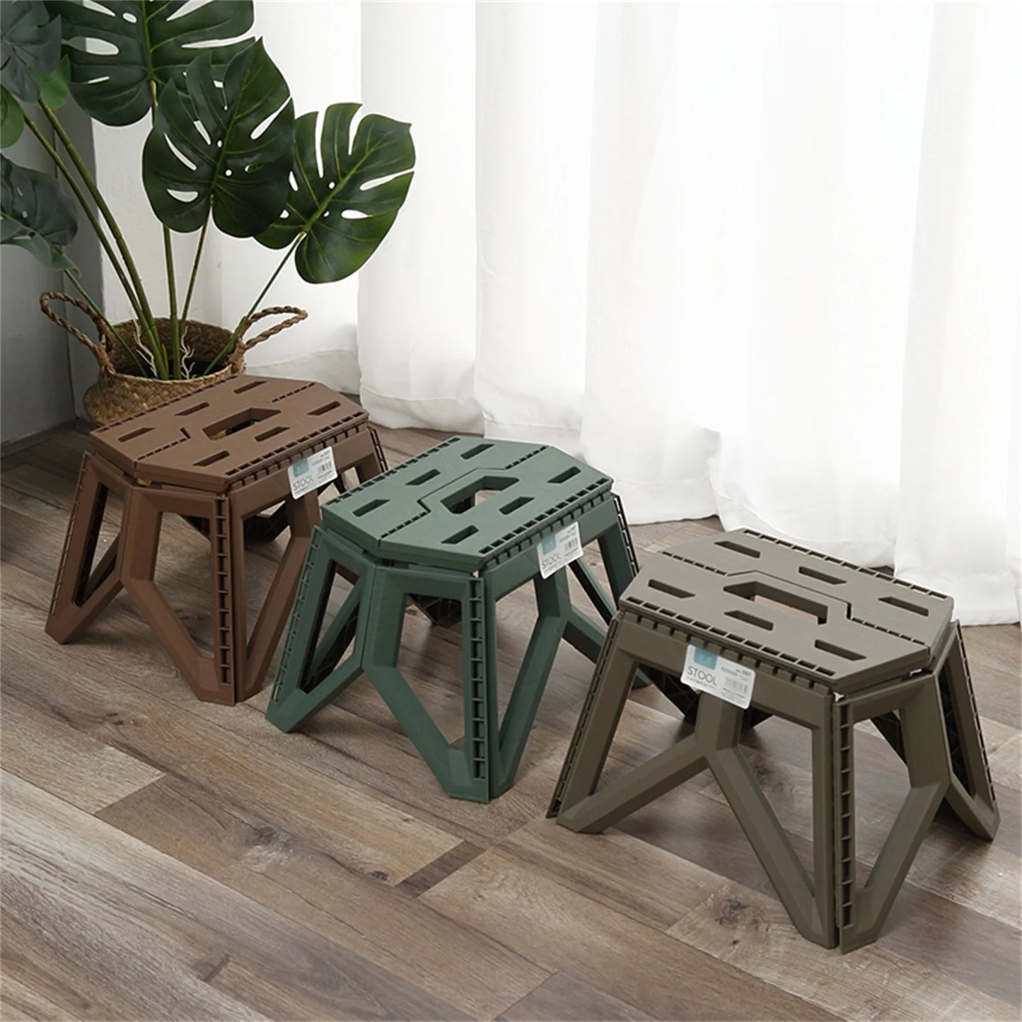 Portable Folding Camping Stool - High Load Bearing Outdoor Chair for Fishing, Beach & Camping
