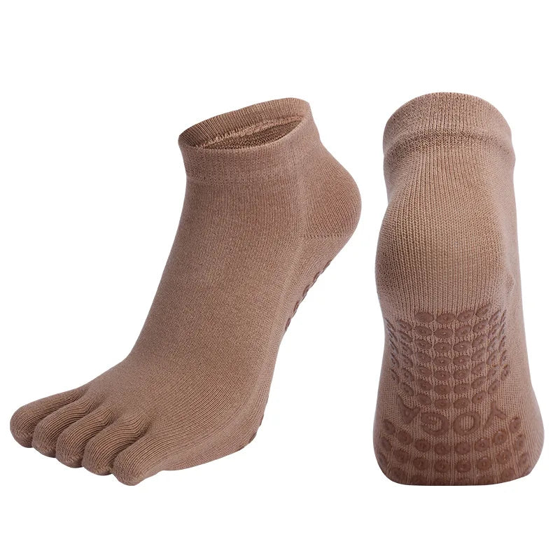 Five-Finger Cotton Yoga Socks - Non-Slip Breathable Quick-Dry Sports Socks for Pilates, Dance, Gym & Fitness