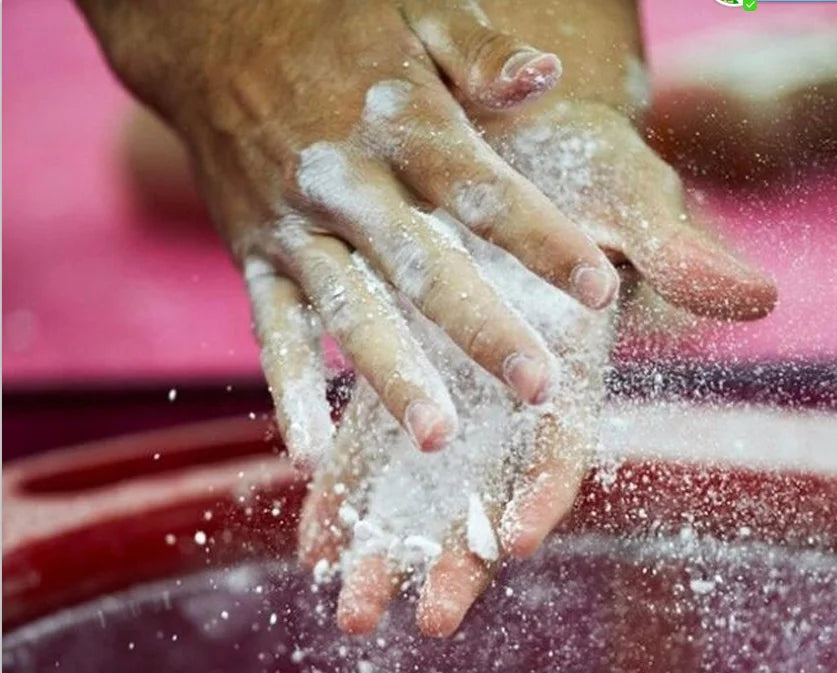 Professional Liquid Chalk - Mess-Free Hand Grip for Weightlifting, Rock Climbing & Gymnastics