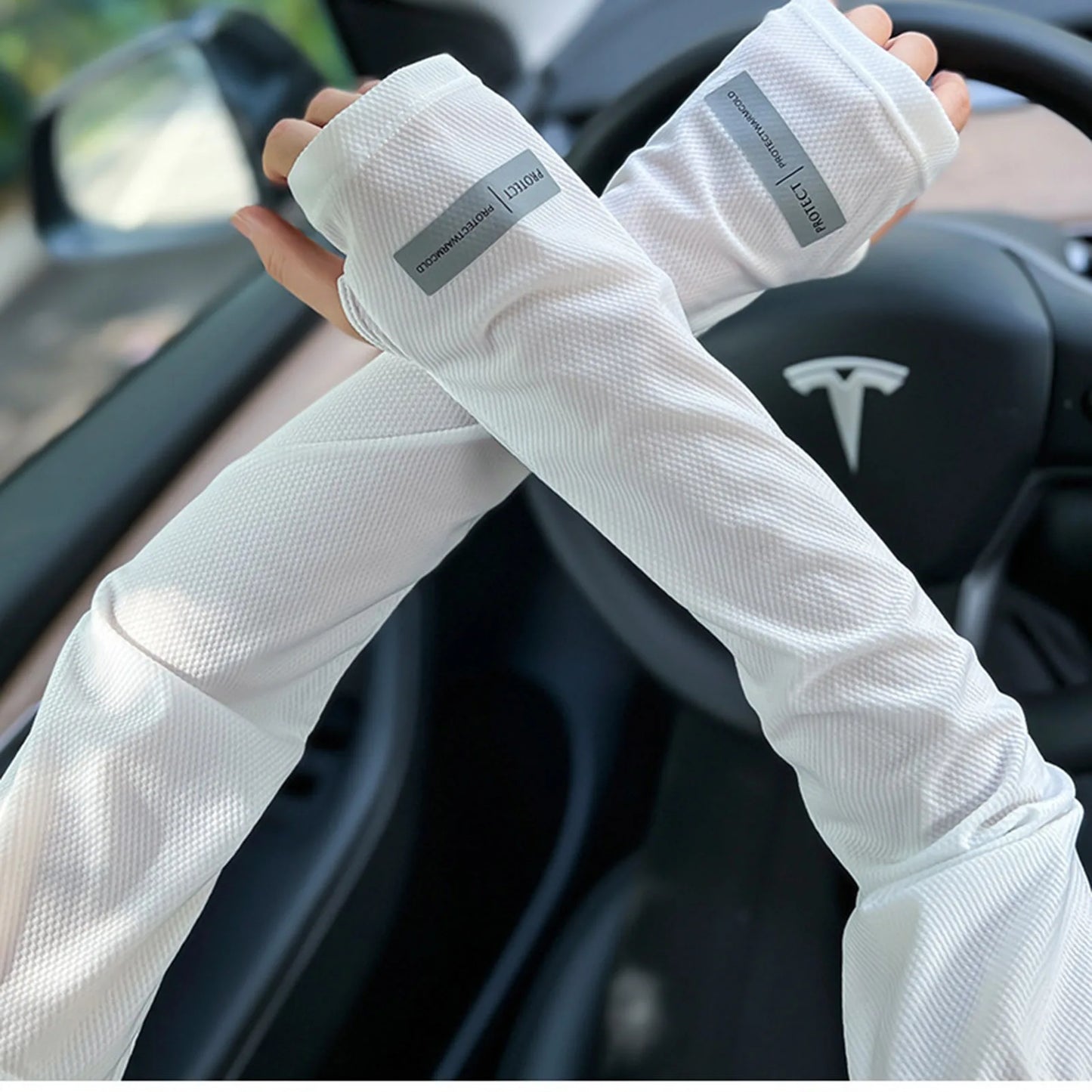UV Protection Cooling Arm Sleeves - Moisture-Wicking Breathable Compression for Basketball, Golf, and Football