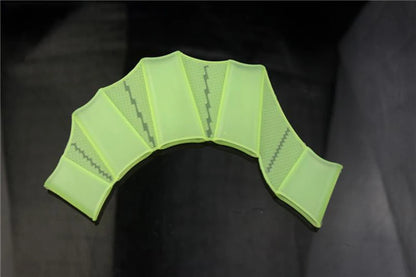 Silicone Swimming Fins Flipper for Men, Women & Child - Professional Training Equipment