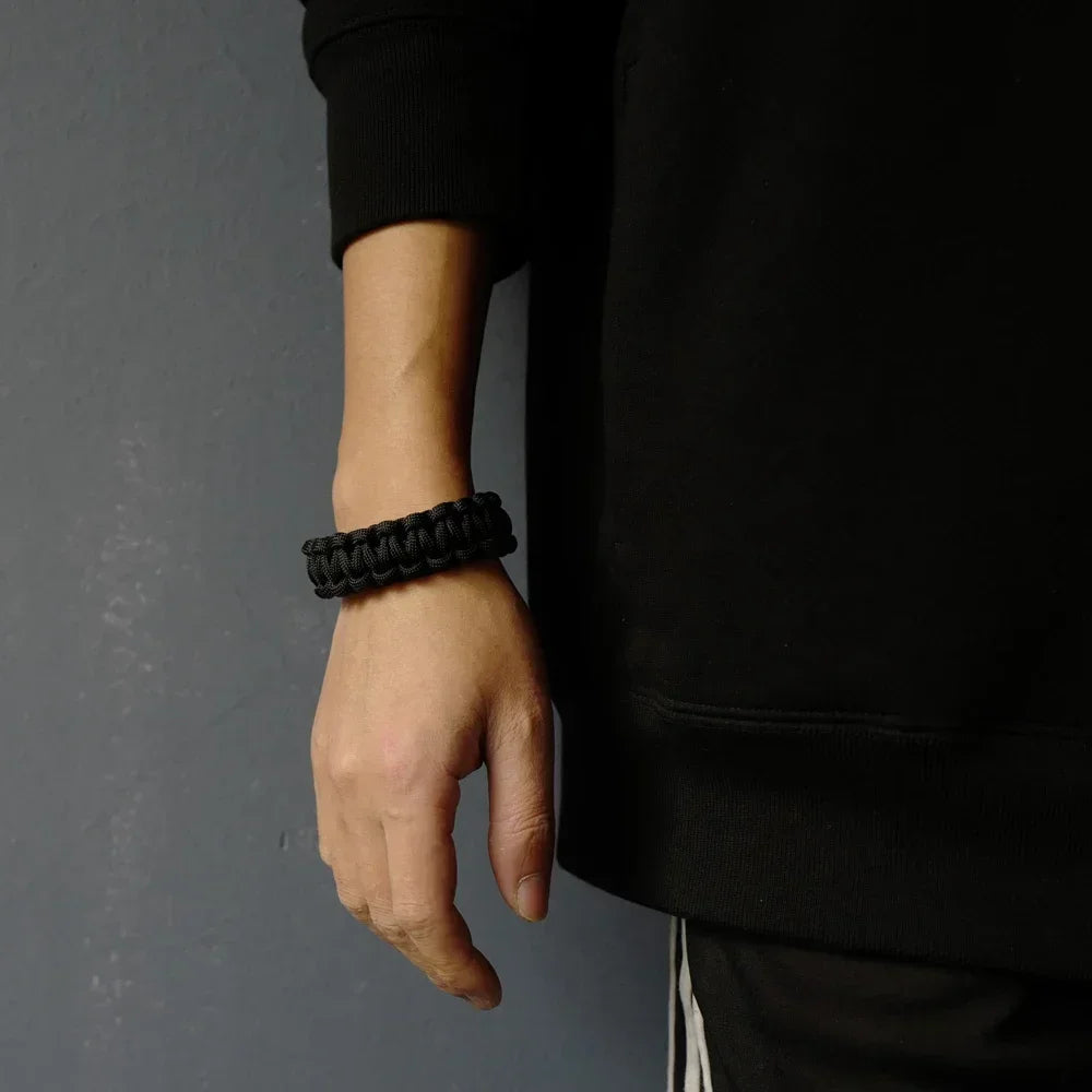 Adjustable 550 Paracord Survival Bracelet - Emergency Parachute Cord for Outdoor Camping & Hiking