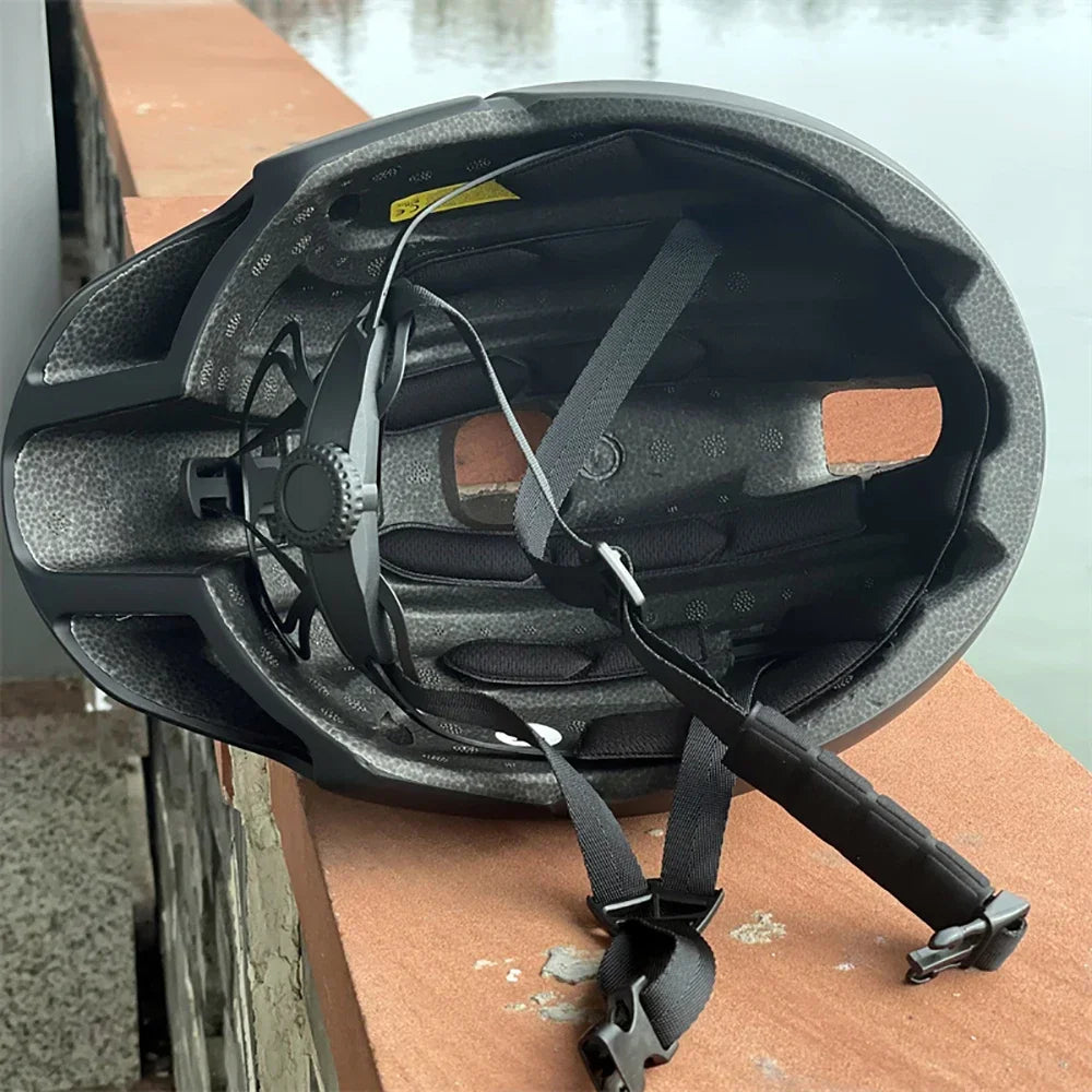 Ultralight Aero Cycling Helmet - MTB & Road Bike Safety Cap for Men & Women