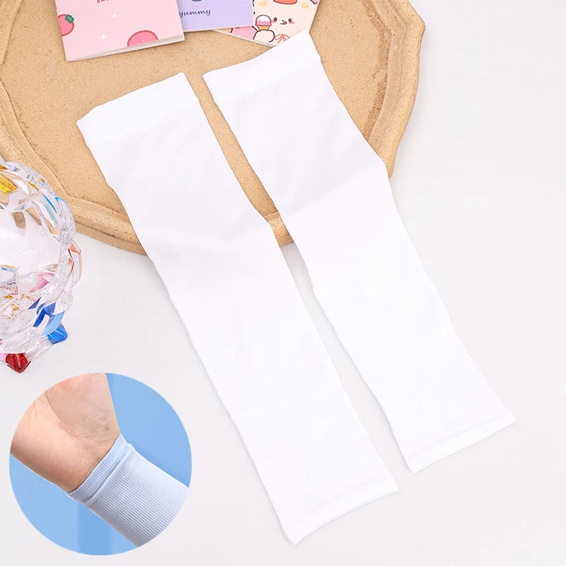 Kids Ice Silk Cooling Arm Sleeves - UV Sun Protection Elastic Sleeves for Boys & Girls Ages 4-12 (Summer Sports & Beach)