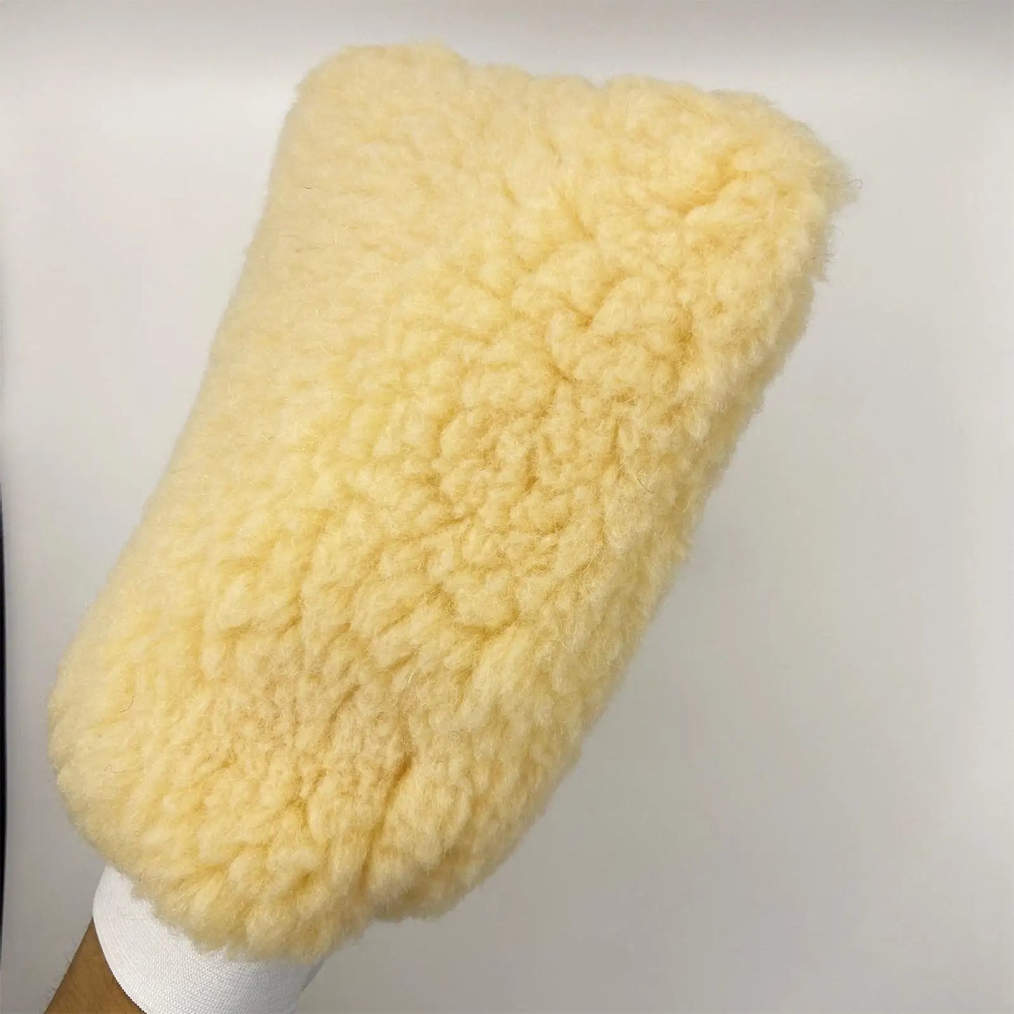 Fleece Grooming Mitt for Horses - Tick Applicator Glove for Bathing & Cleaning, Multifunctional for Cats, Dogs & Bunnies, 1pc