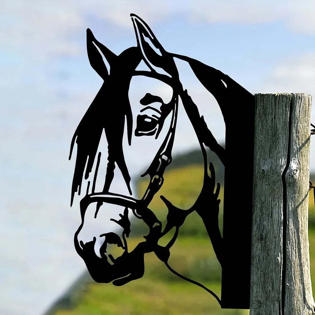 Horse Silhouette Metal Wall Art - Iron Garden Fence Ornament, Outdoor Farm Decor for Home & Party (1pc)