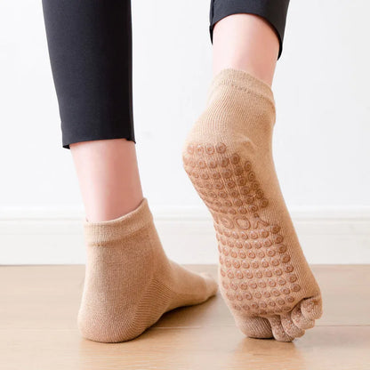 Five-Finger Cotton Yoga Socks - Non-Slip Breathable Quick-Dry Sports Socks for Pilates, Dance, Gym & Fitness