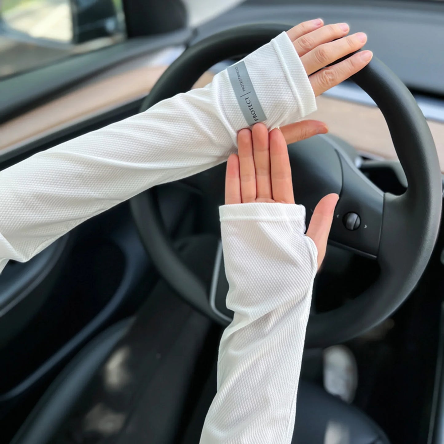 UV Protection Cooling Arm Sleeves - Moisture-Wicking Breathable Compression for Basketball, Golf, and Football