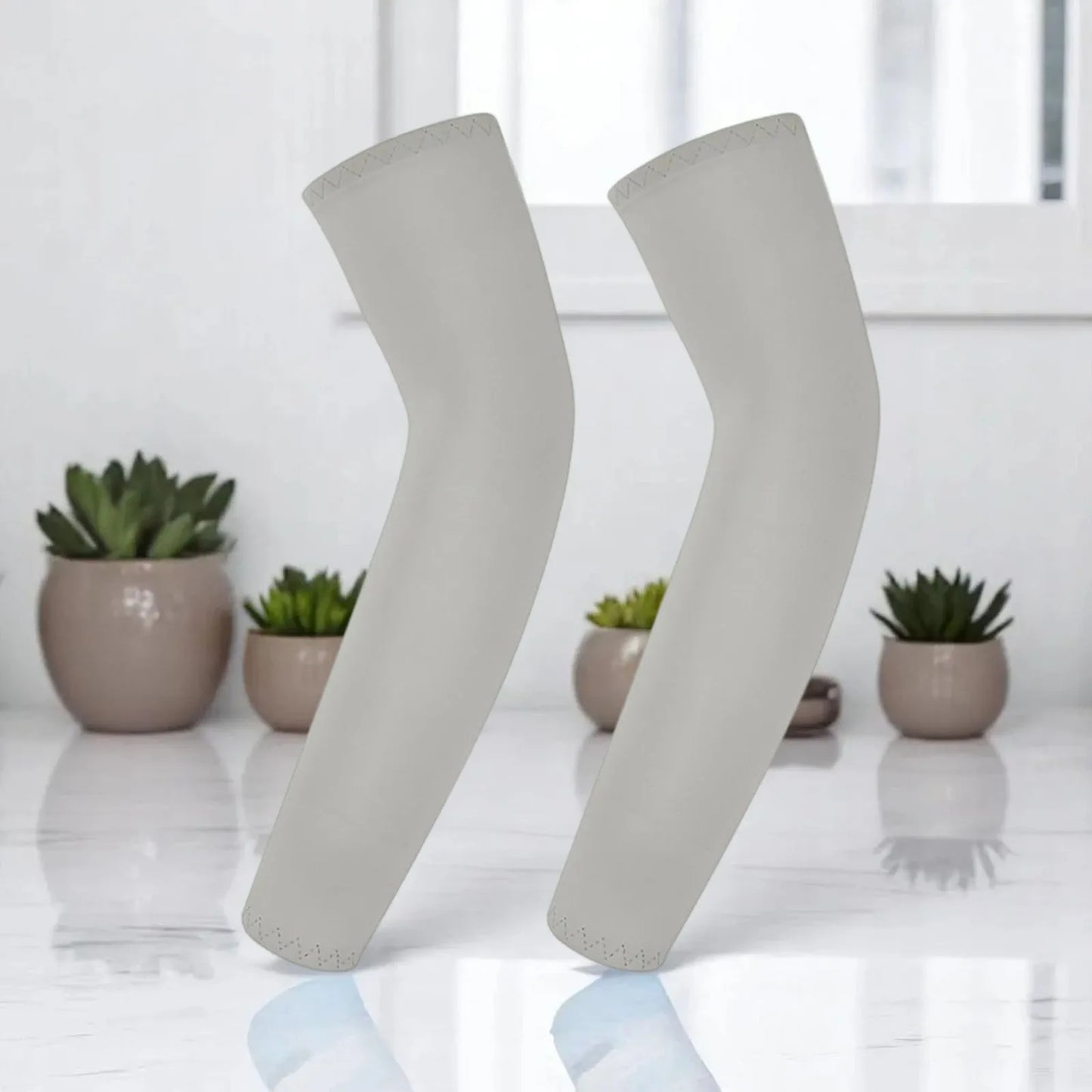 Children's Ice Silk Cooling Arm Sleeves - Quick-Dry UV Protection Cycling Arm Guards for Girls Outdoor Sports (1 Pair)